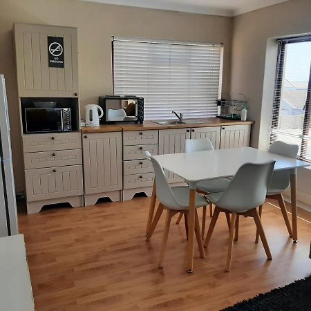 Croeso Guest House Langebaan Eksteriør bilde