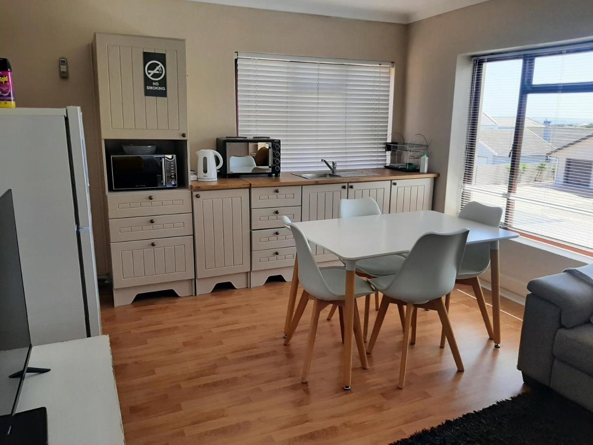 Croeso Guest House Langebaan Eksteriør bilde