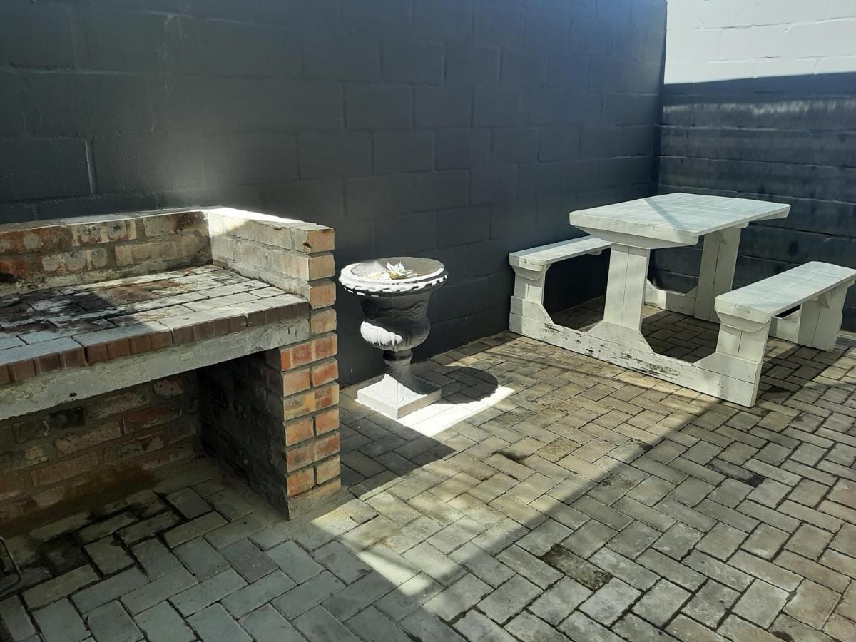 Croeso Guest House Langebaan Eksteriør bilde