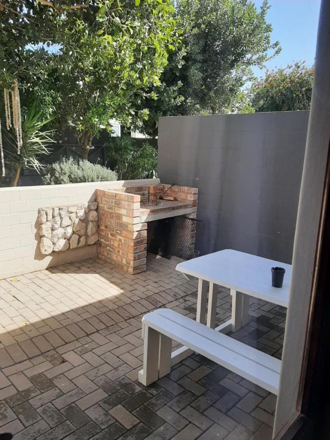 Croeso Guest House Langebaan Eksteriør bilde